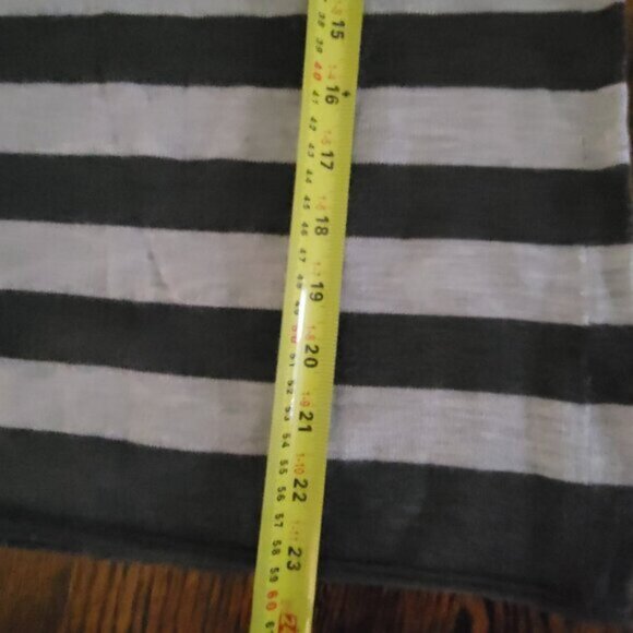 GAP Sweater Gray Sriped Lightweight Women's Sz XS Wool - Picture 11 of 11